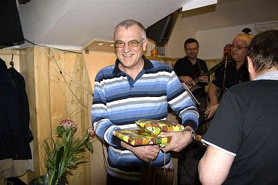 tn_IMG_3060rw_male_jpg.jpg