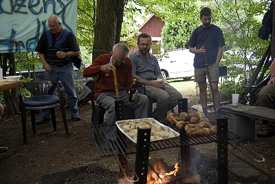 tn_IMG_4095rw_mid_jpg.jpg