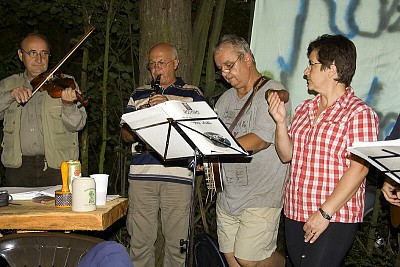 tn_IMG_4128rw_mid_jpg.jpg