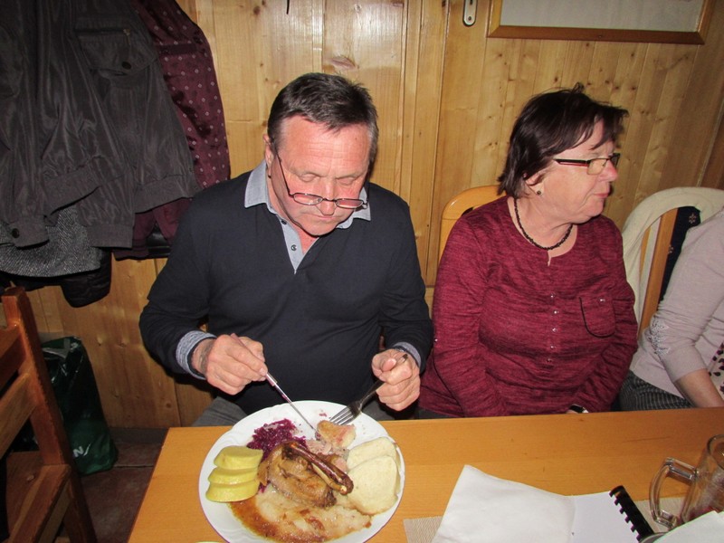 19-04-11-062_male.jpg